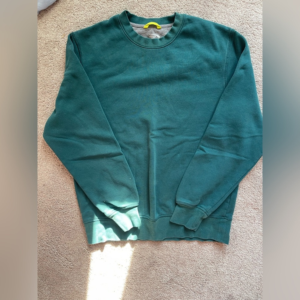 Basic crewneck